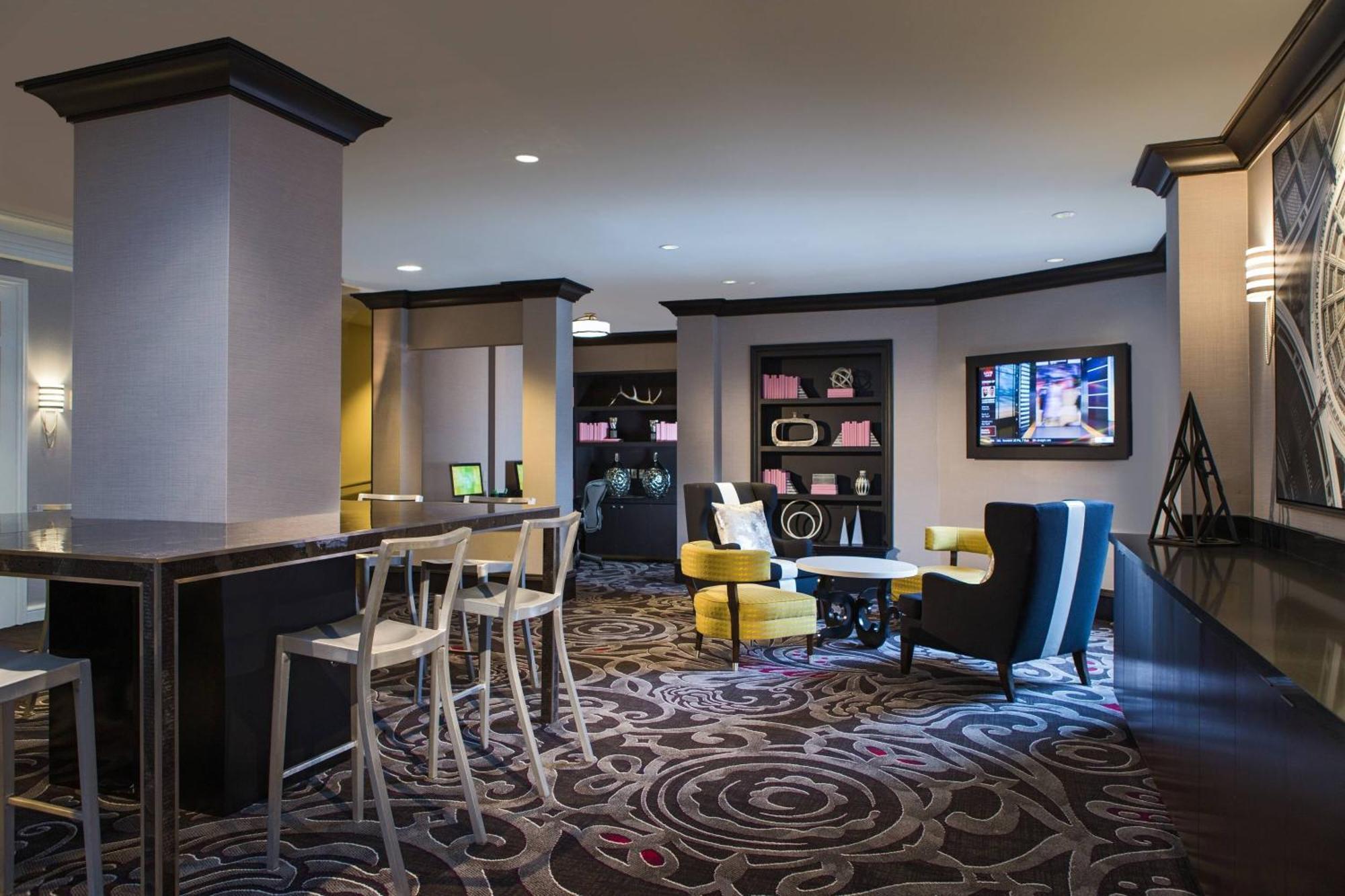 Hotel Courtyard By Marriott Downtown