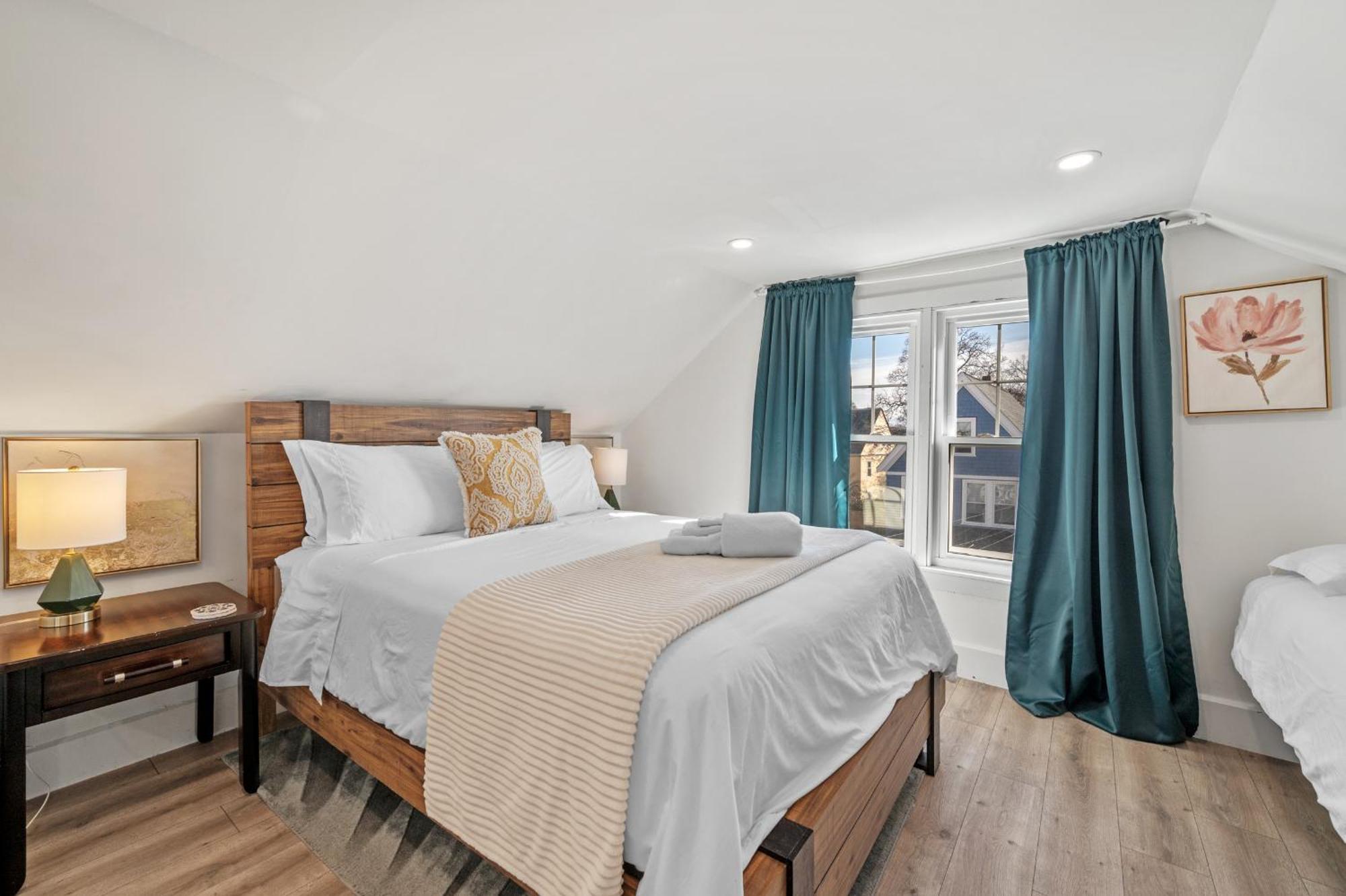 Apartment Roslindale Village Boston