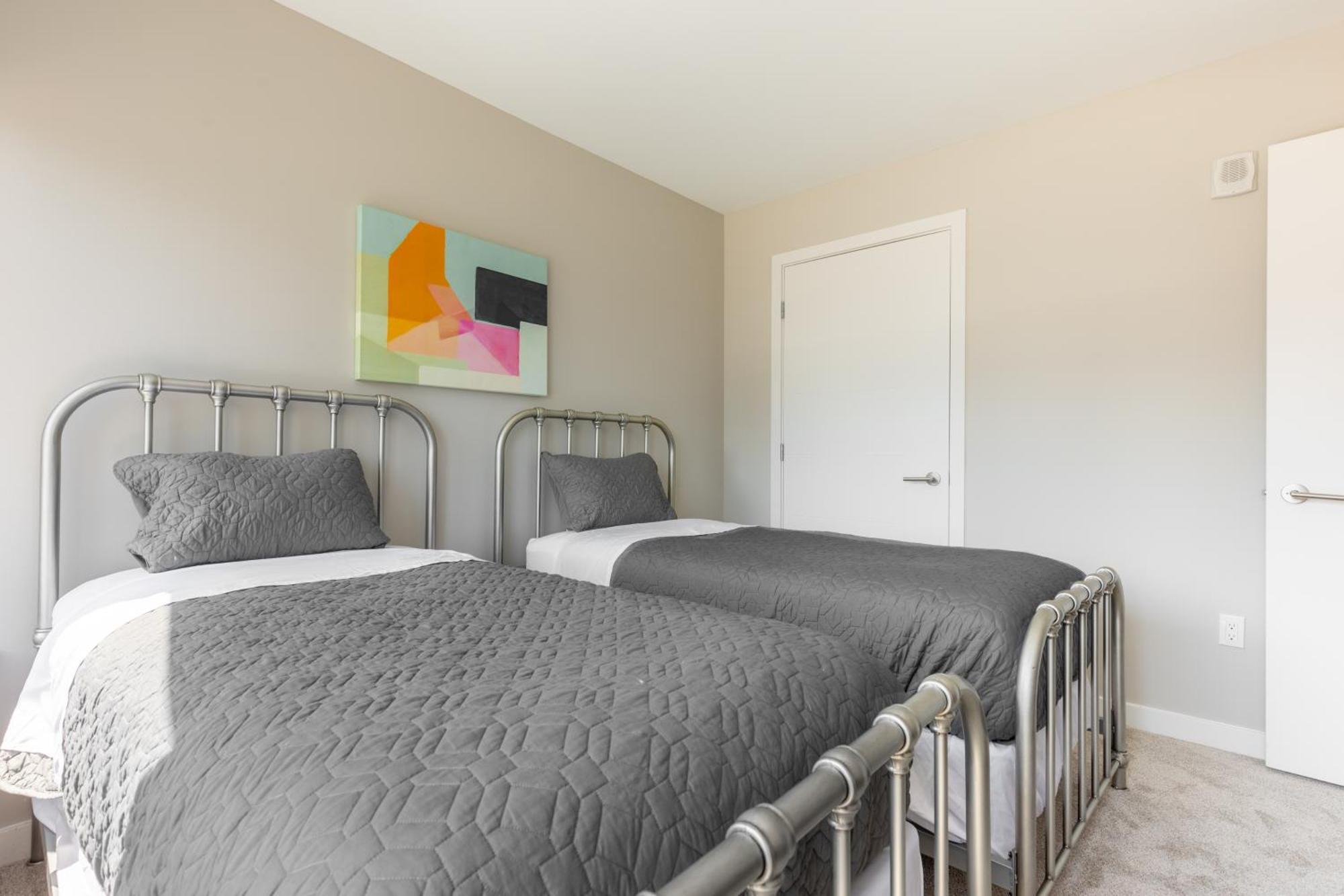 Private 2br Seaport-via-714 * Boston