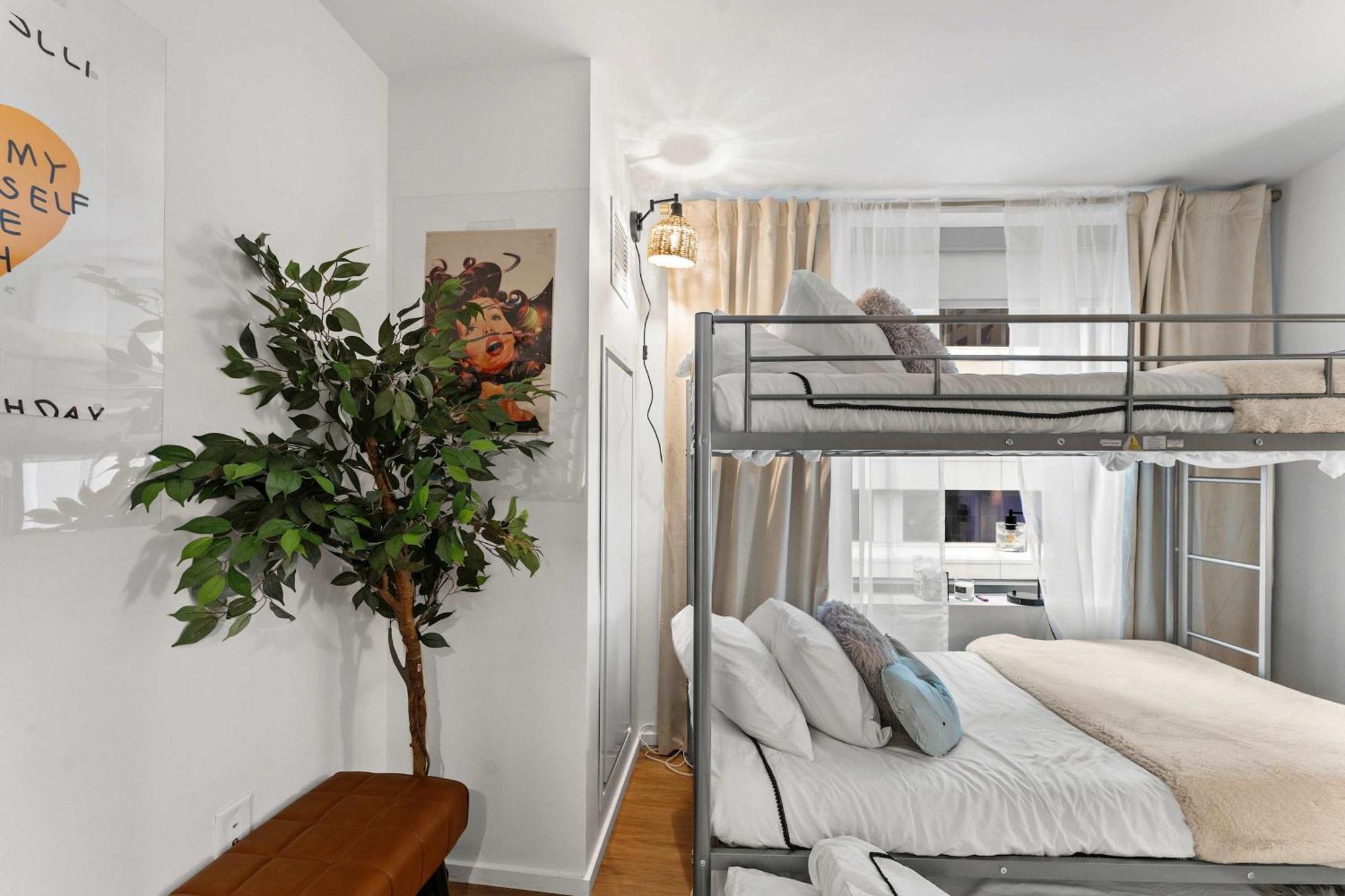 Apartment The Dazzling Two-bedroom Two-bath In South End Boston
