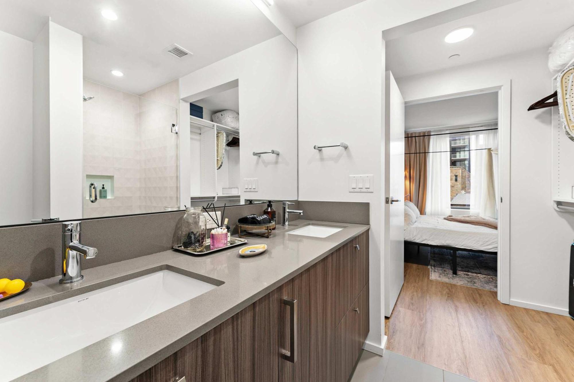 The Dazzling Two-bedroom Two-bath In South End Apartment *