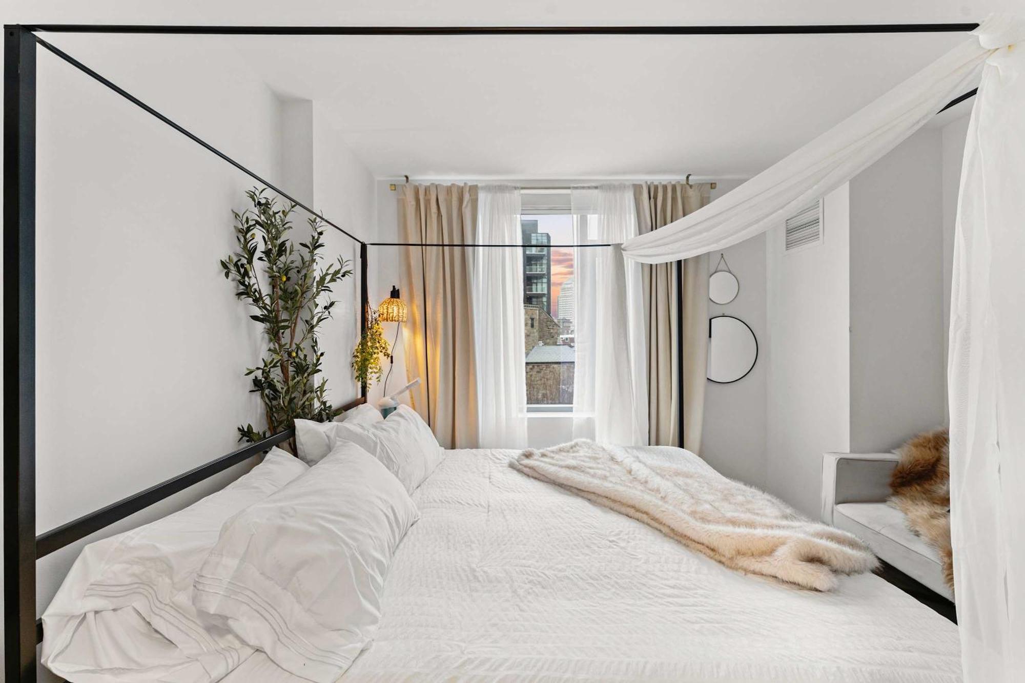 The Dazzling Two-bedroom Two-bath In South End