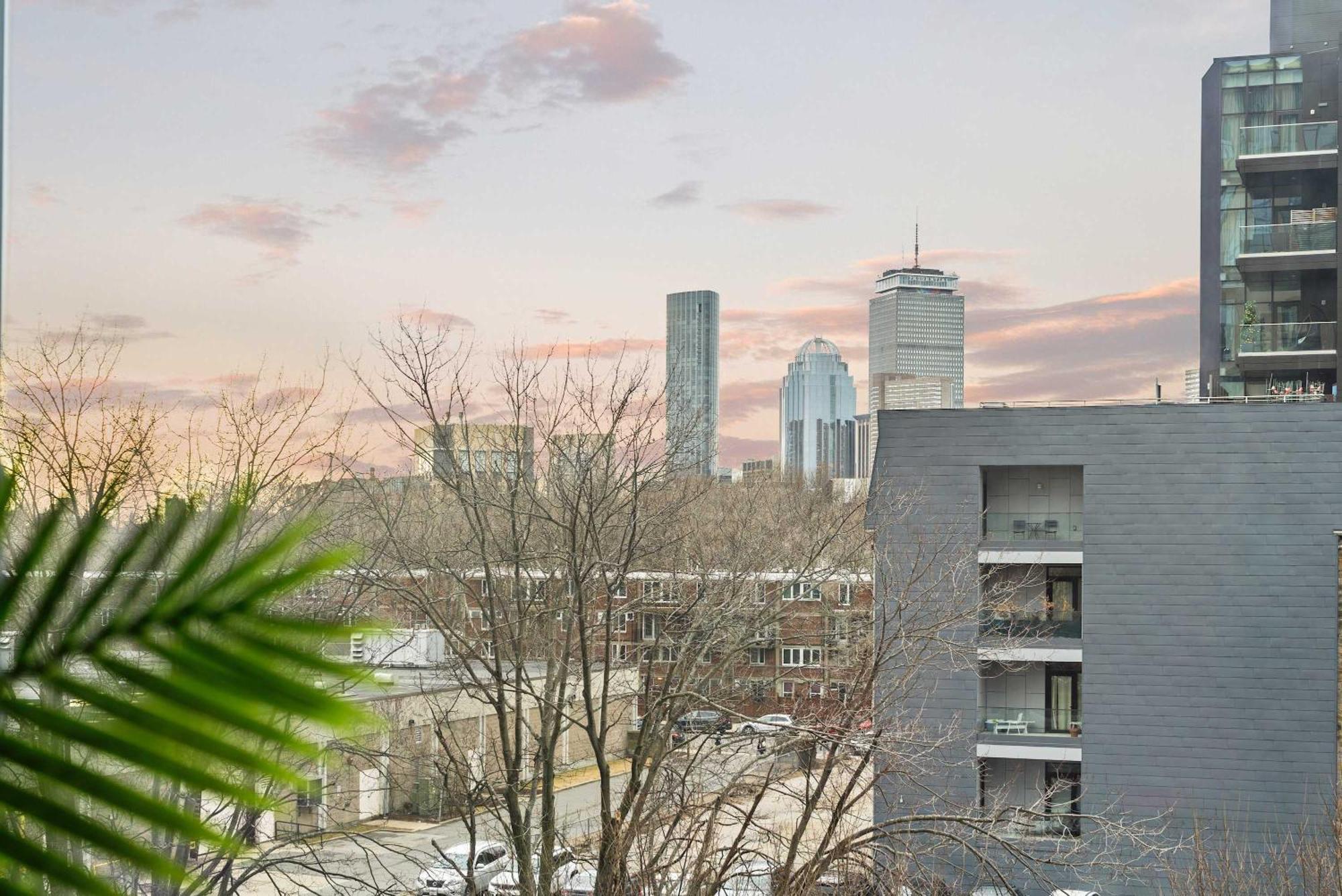 The Dazzling Two-bedroom Two-bath In South End *