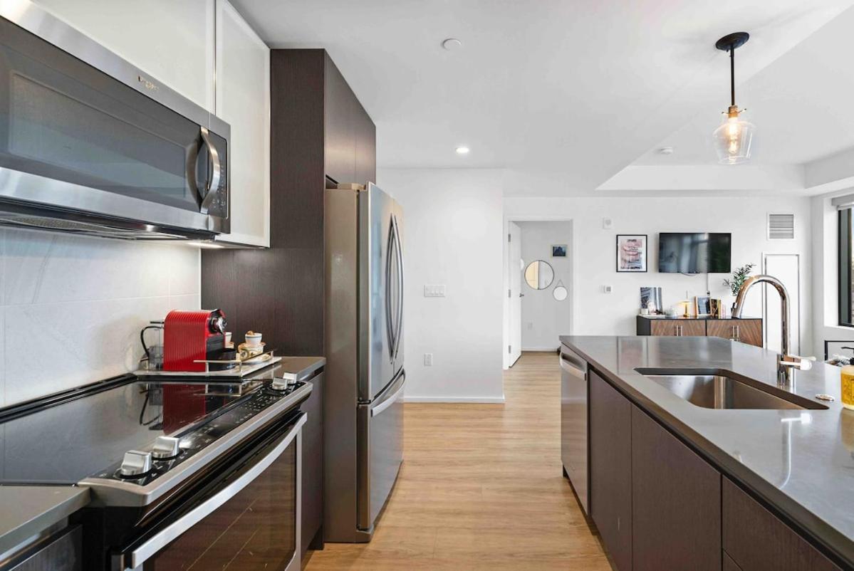 The Dazzling Two-bedroom Two-bath In South End