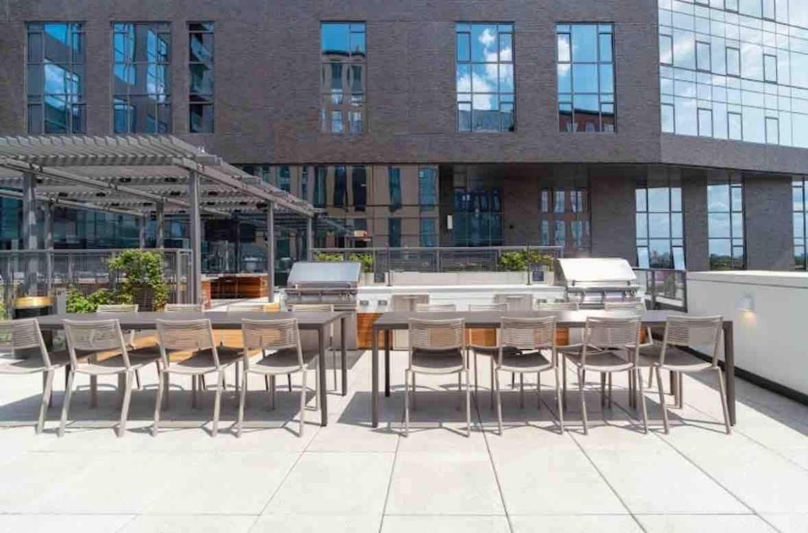 The Dazzling Two-bedroom Two-bath In South End Apartment