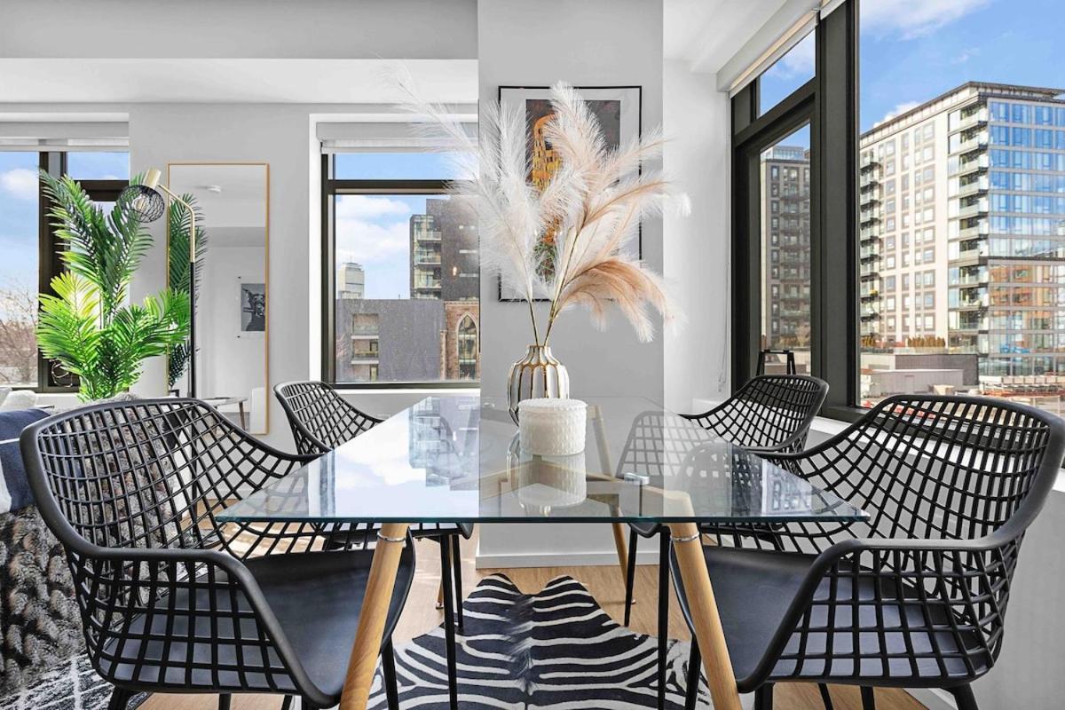 The Dazzling Two-bedroom Two-bath In South End *