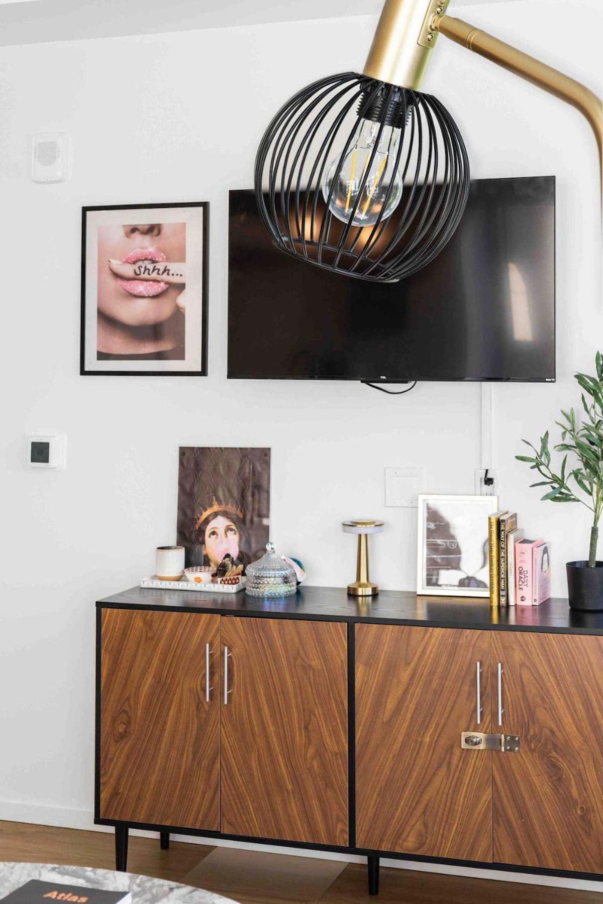 The Dazzling Two-bedroom Two-bath In South End Apartment *