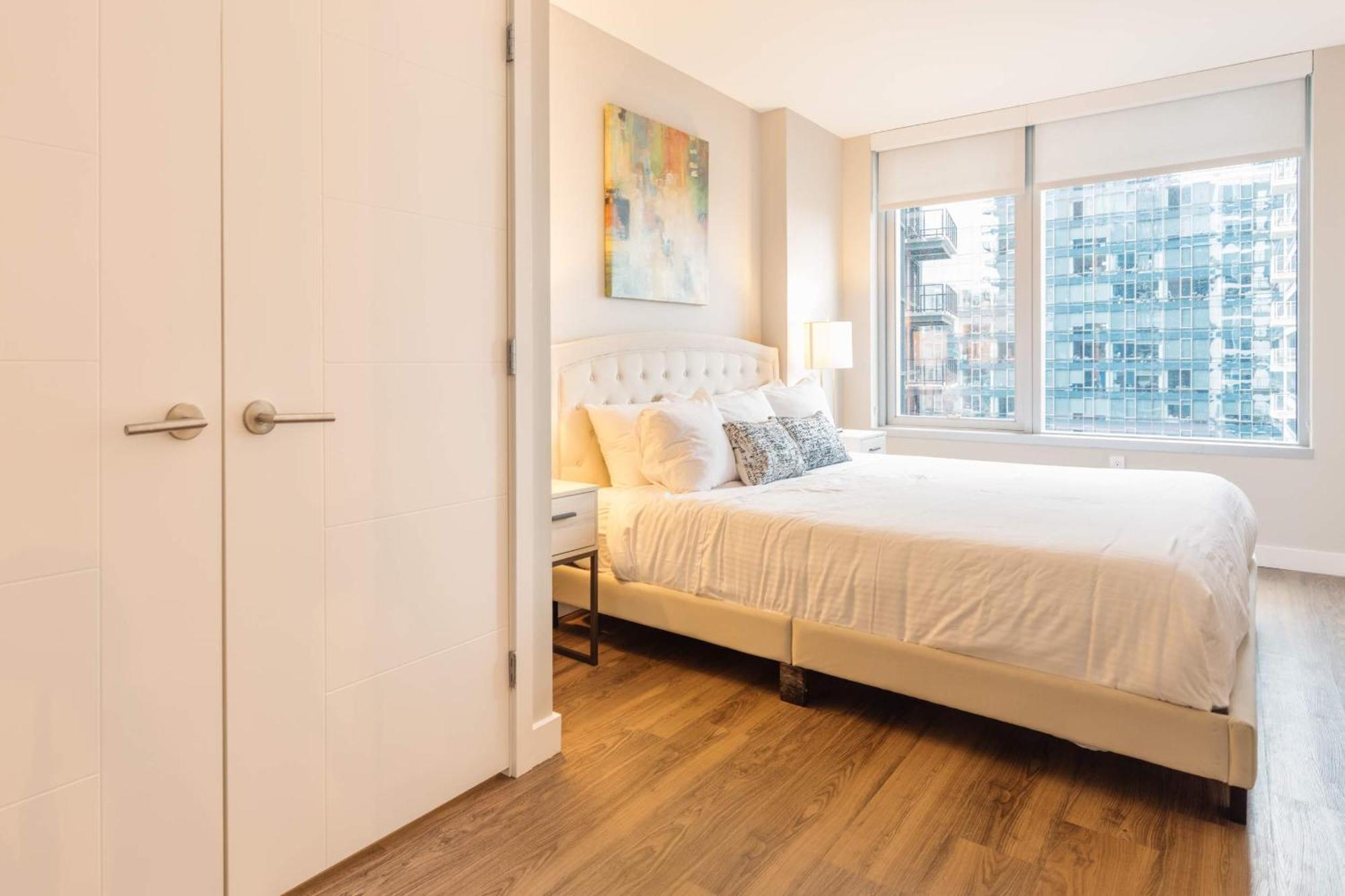Luxury In Seaport