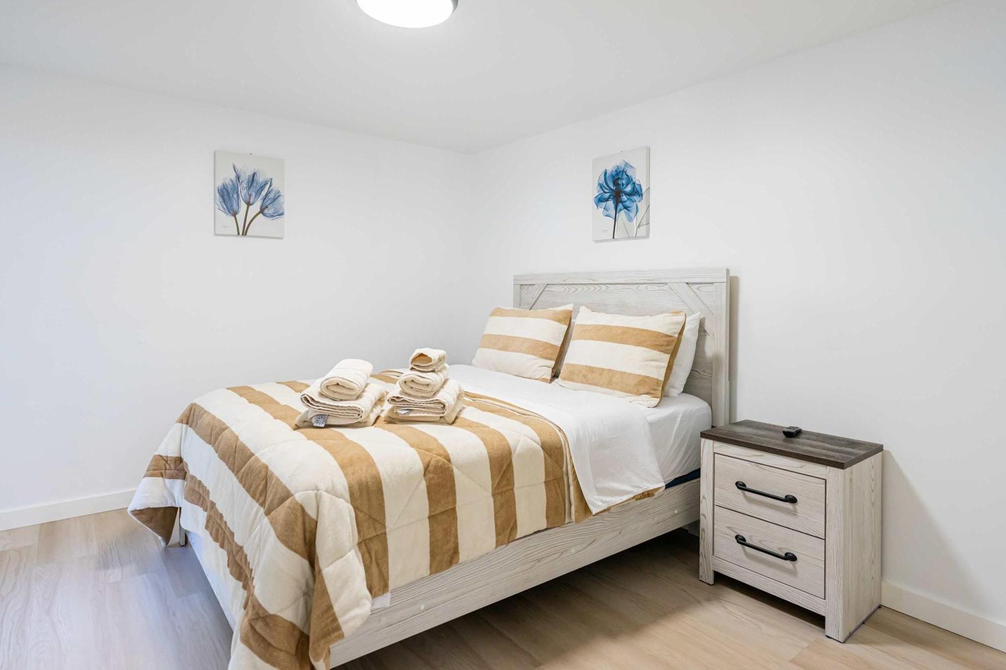 Modern East 2 Bed 2 Bath *
