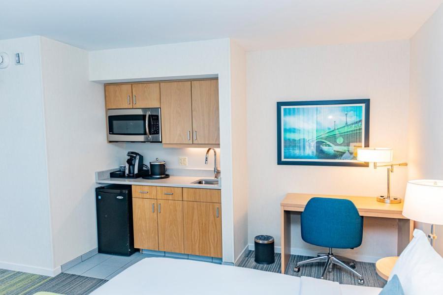 Hotel The At Longwood Medical