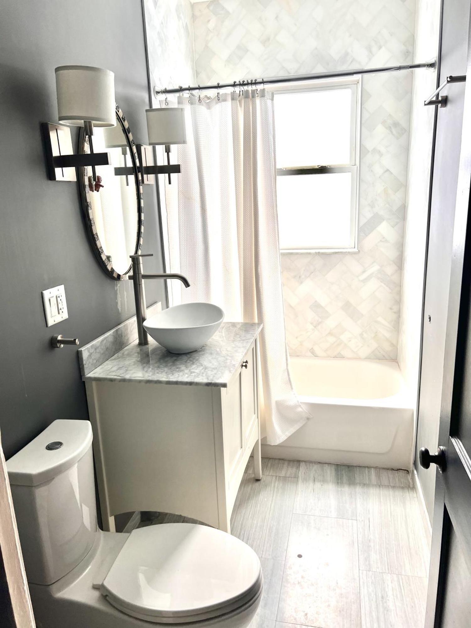 Cozy Private Fully Furnished In * Boston