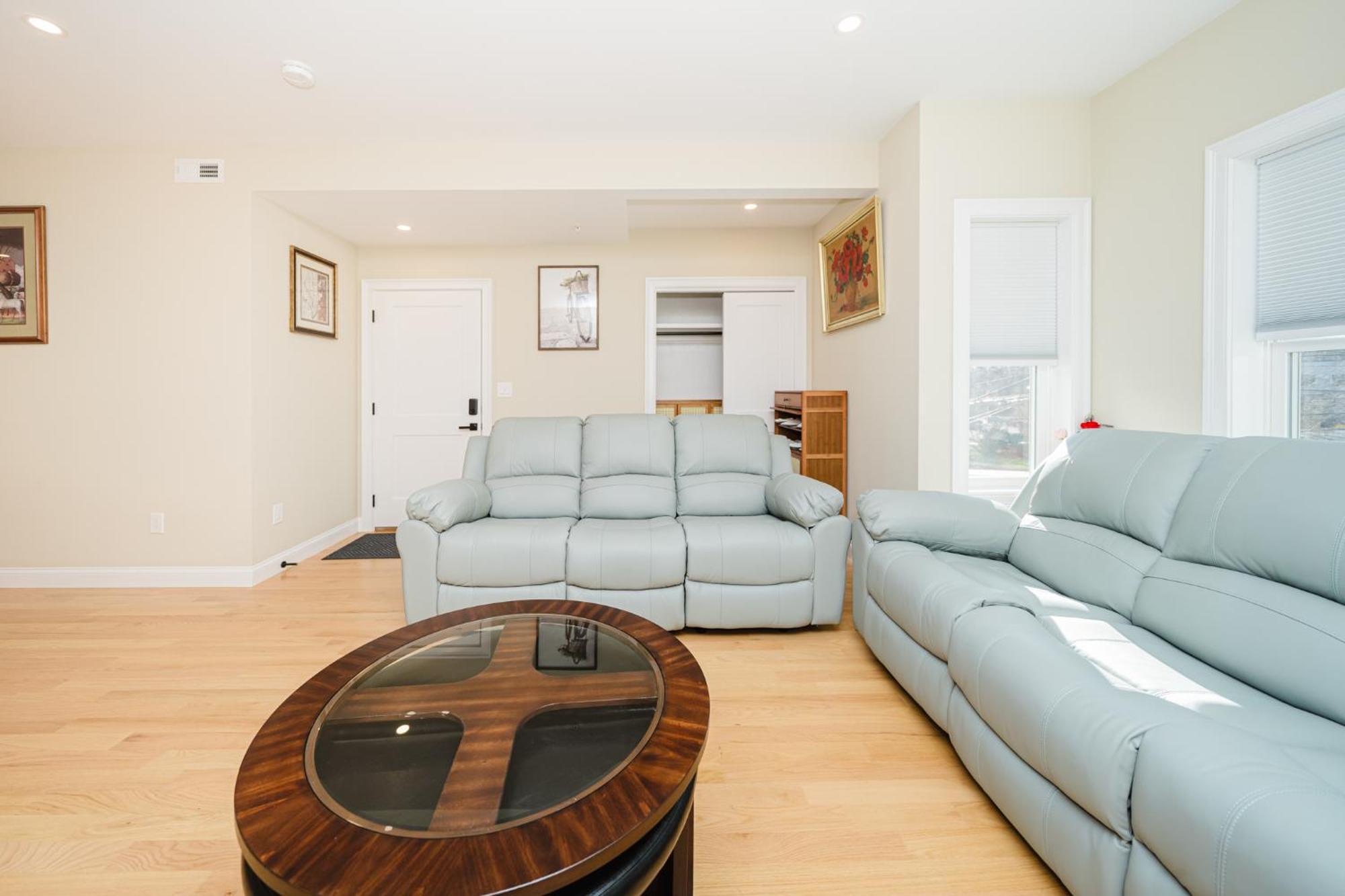 60-2 New Renovated Apartment Apartment *