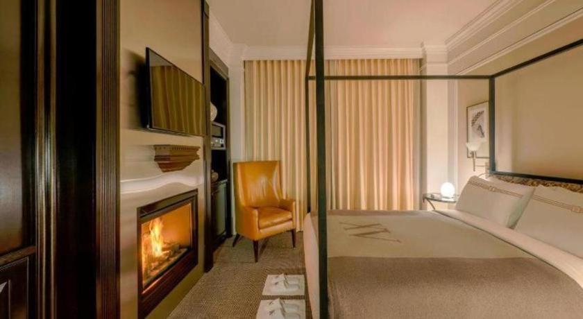 Fifteen Beacon 5* Boston