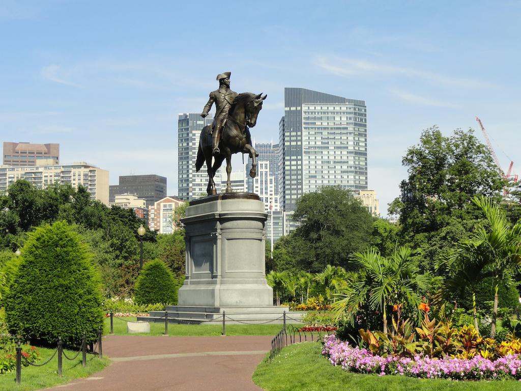 Charlesview Suites Back Bay