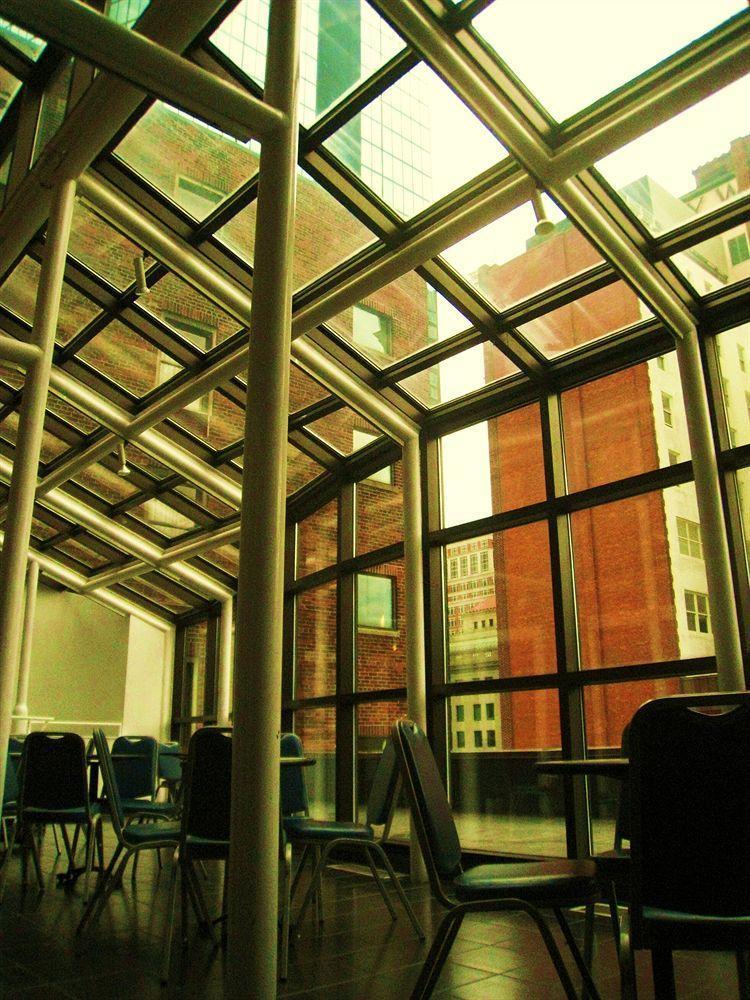 Common Hotel 2*