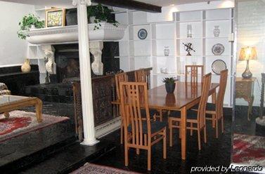Back Bay Beacon Apartment