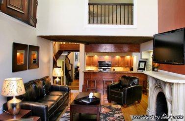Back Bay Beacon Apartment Boston