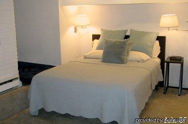 Back Bay Beacon Apartment