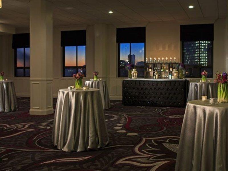 Hotel Courtyard By Marriott Downtown
