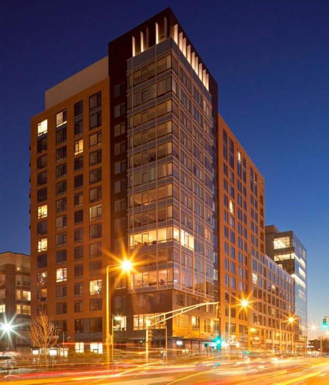 Global Luxury At Kenmore Square Apartment Boston