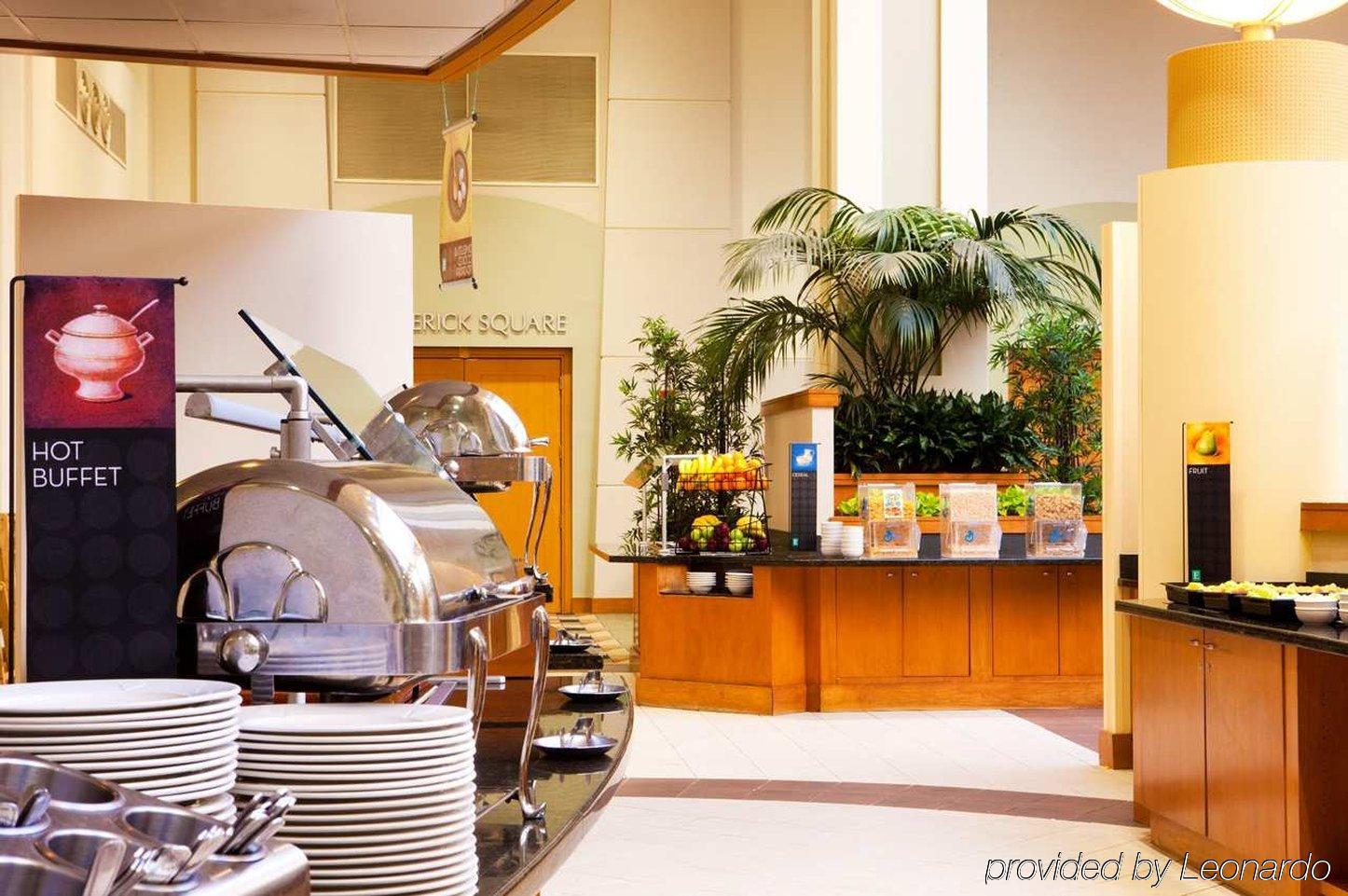 Hotel Embassy At Logan Airport 3*