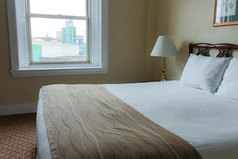 Buckminster Hotel