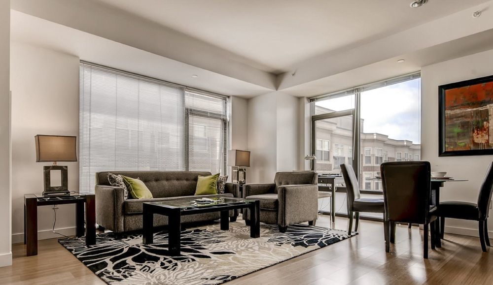 Global Luxury At Kenmore Square *