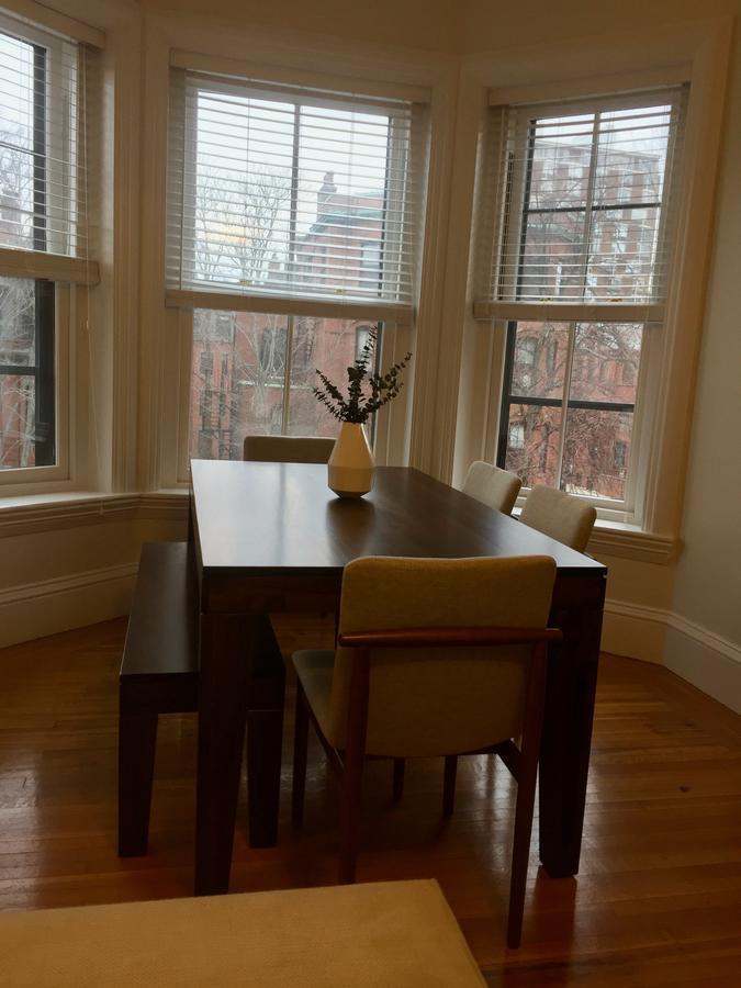 284 Marlborough By Live *