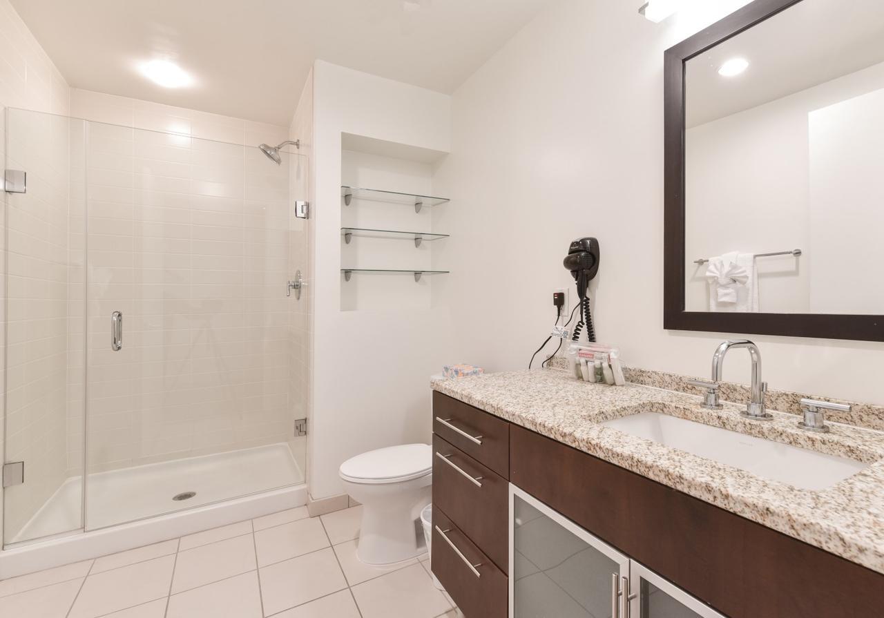 Global Luxury At Kenmore Square * Boston