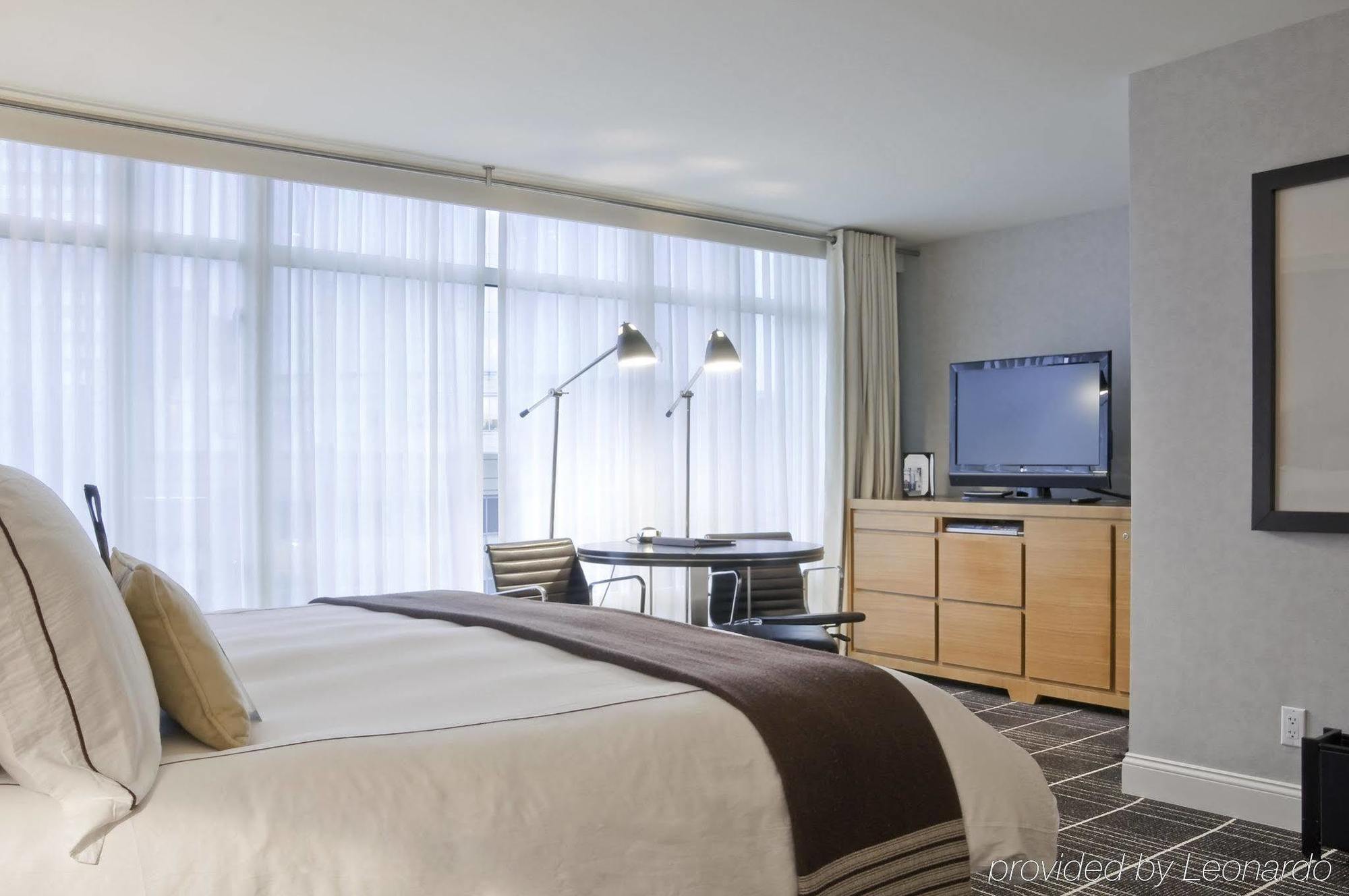 The Colonnade Hotel