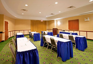 Courtyard By Marriott South Hotel