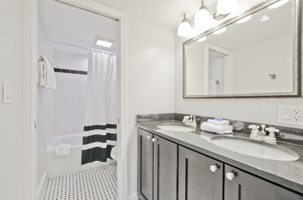 Back Bay Beacon Apartment Boston