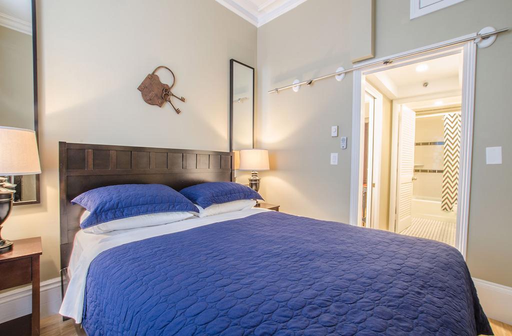 Back Bay Beacon Apartment Boston