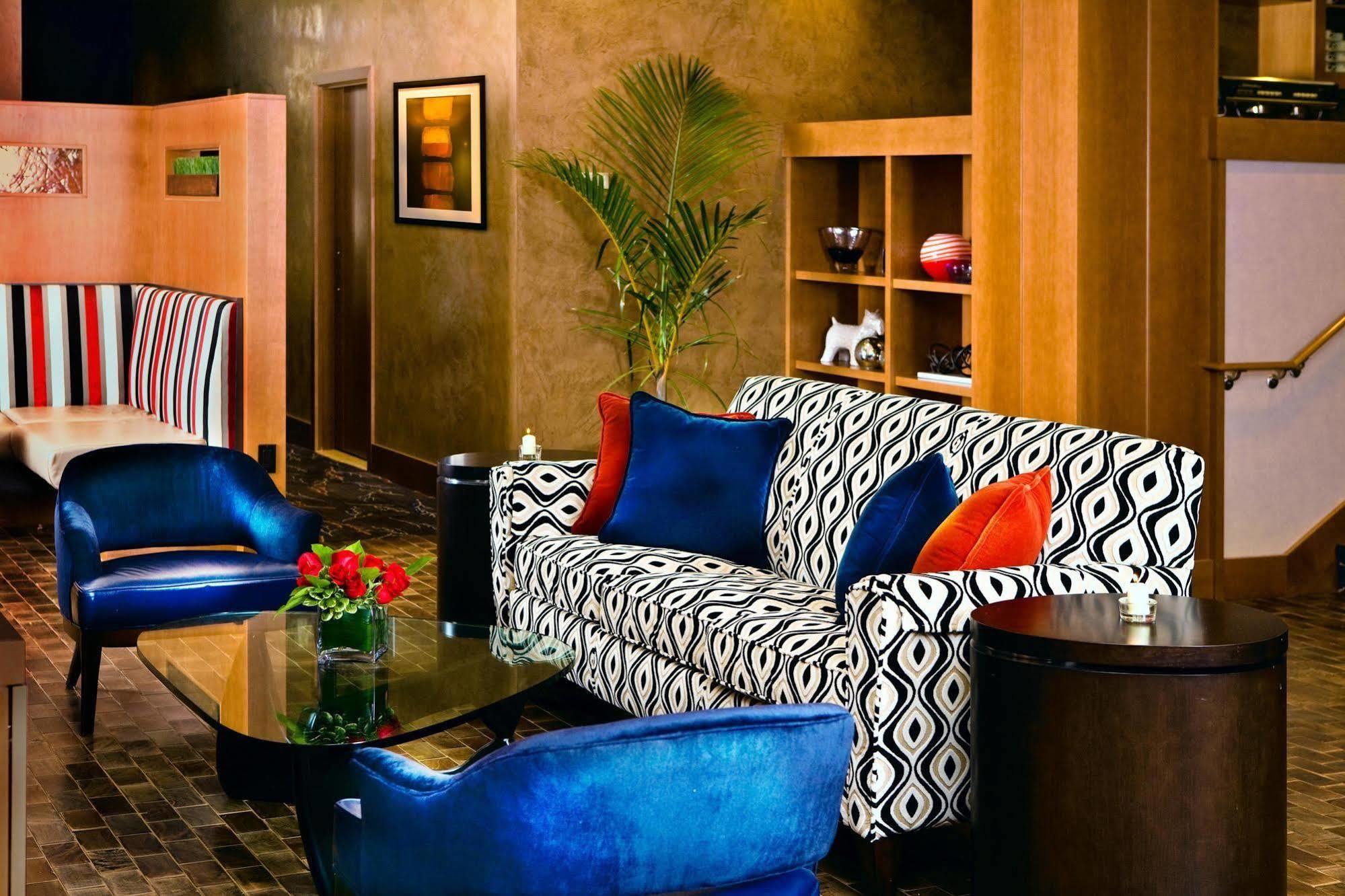 Courtyard By Marriott Logan Airport 3* Boston