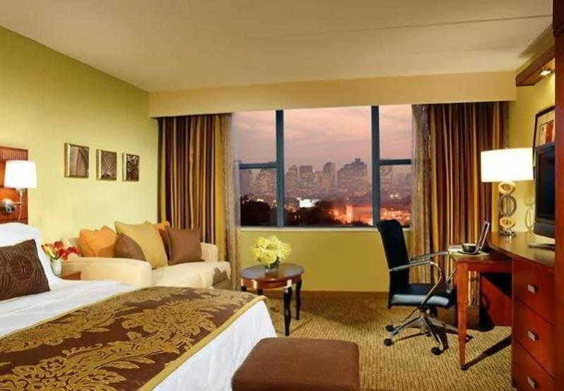 Hotel Courtyard By Marriott Logan Airport Boston
