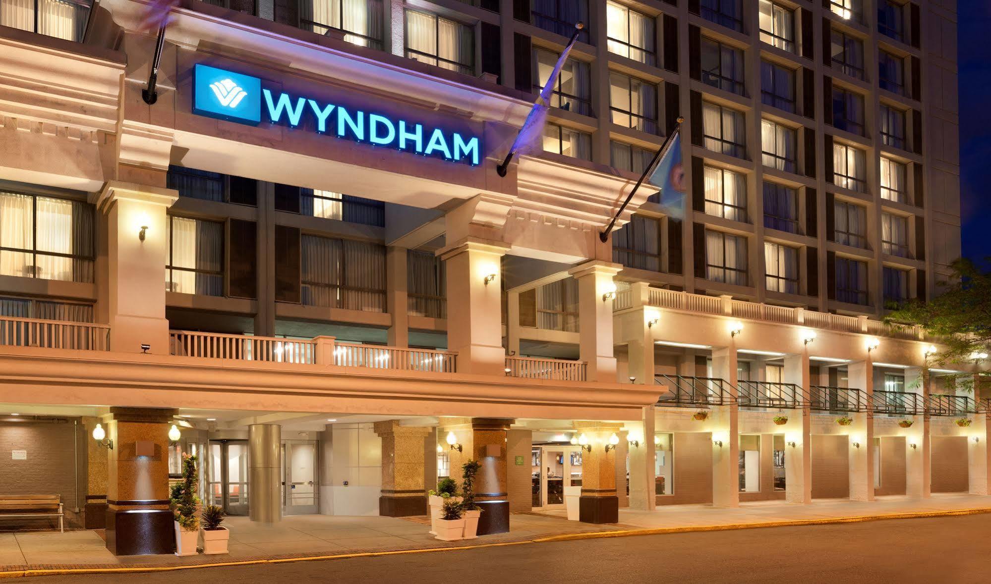 Hotel Wyndham Beacon Hill 4*