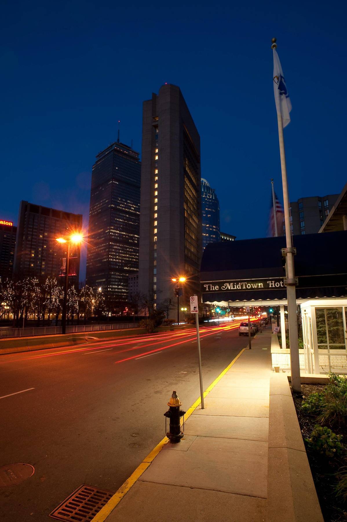 Midtown 2*