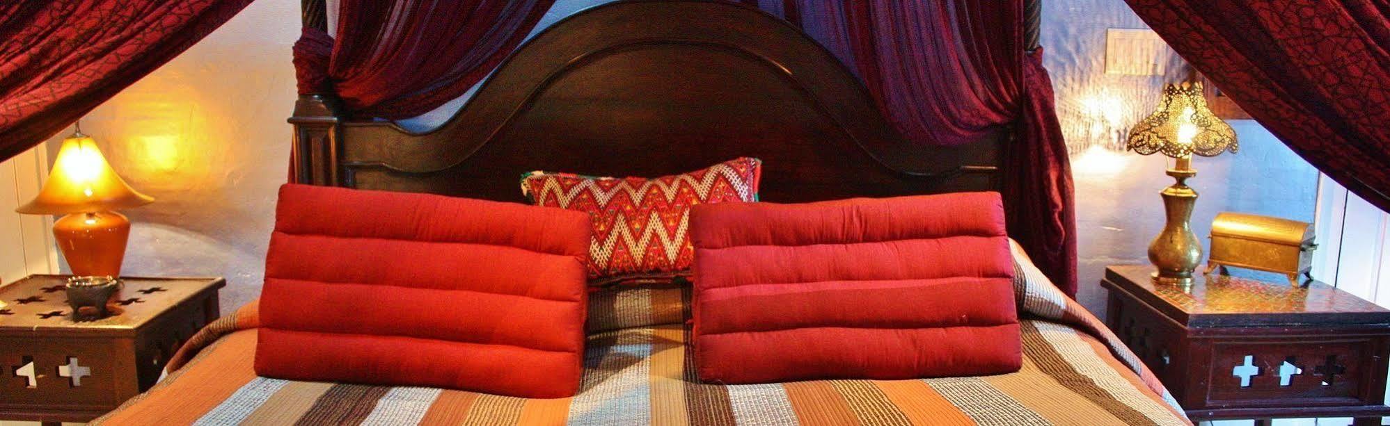 Bed & Breakfast Moroccan Boutique Boston