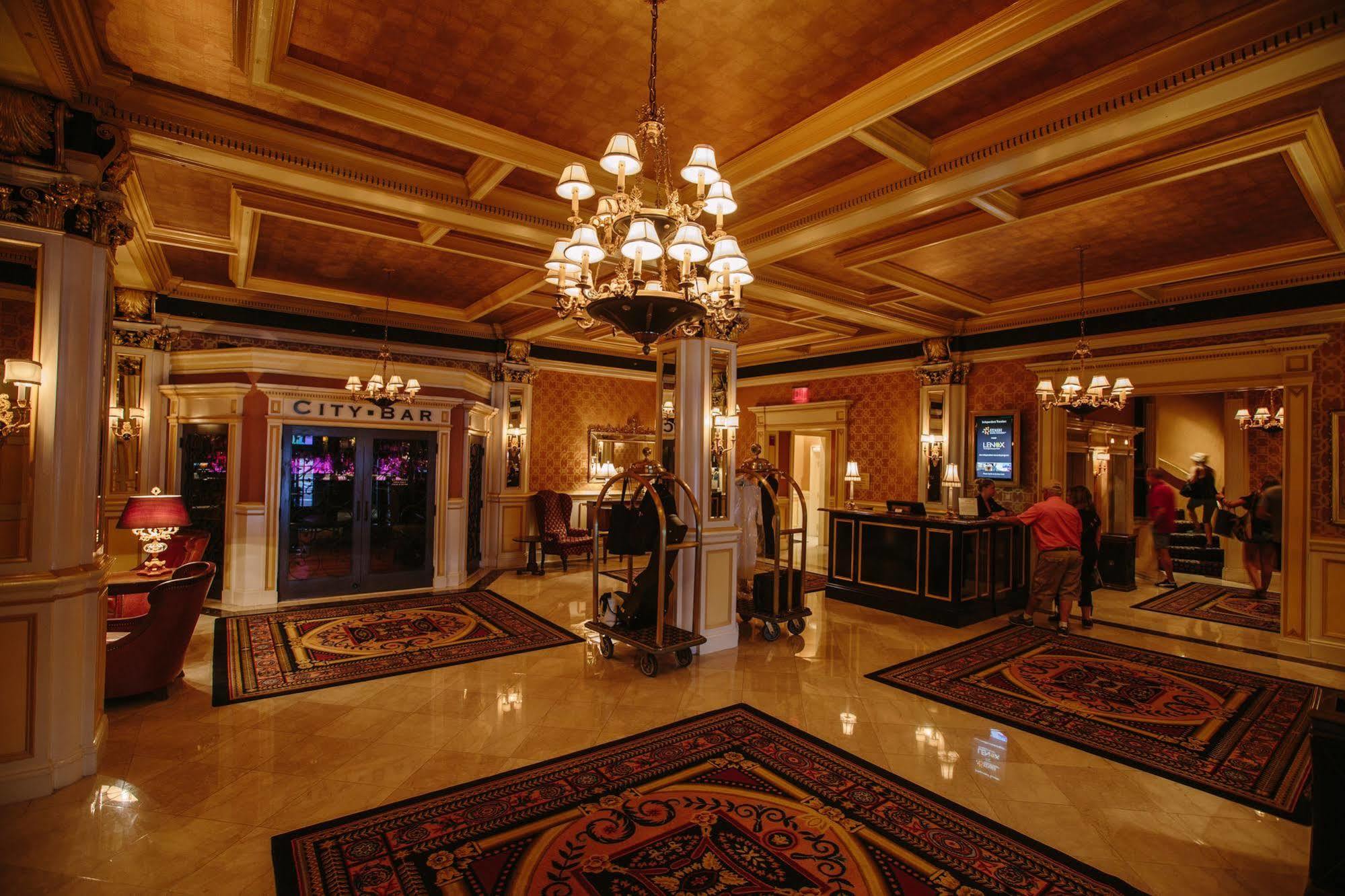 Hotel The Lenox 4*