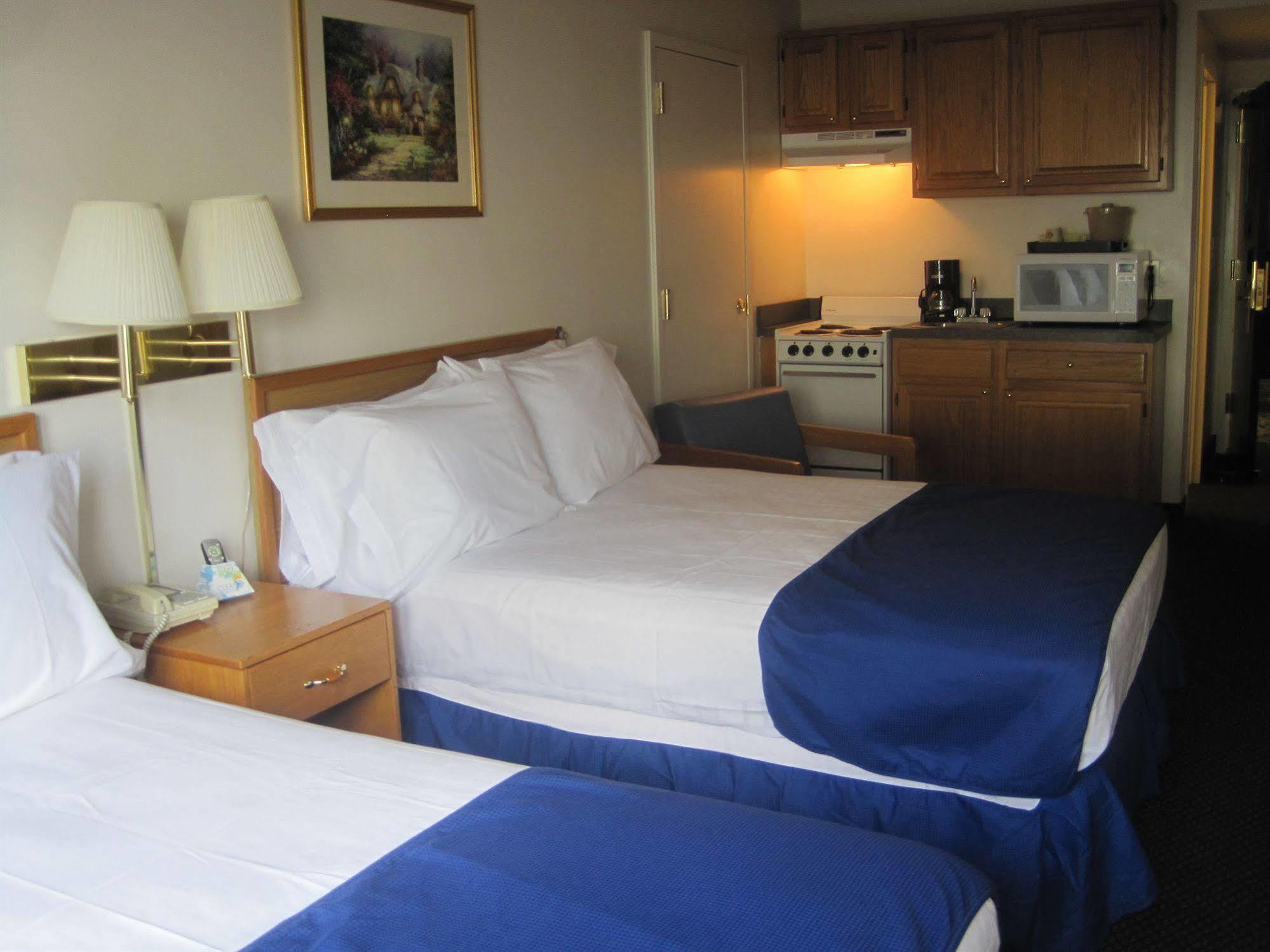 Hotel Constitution