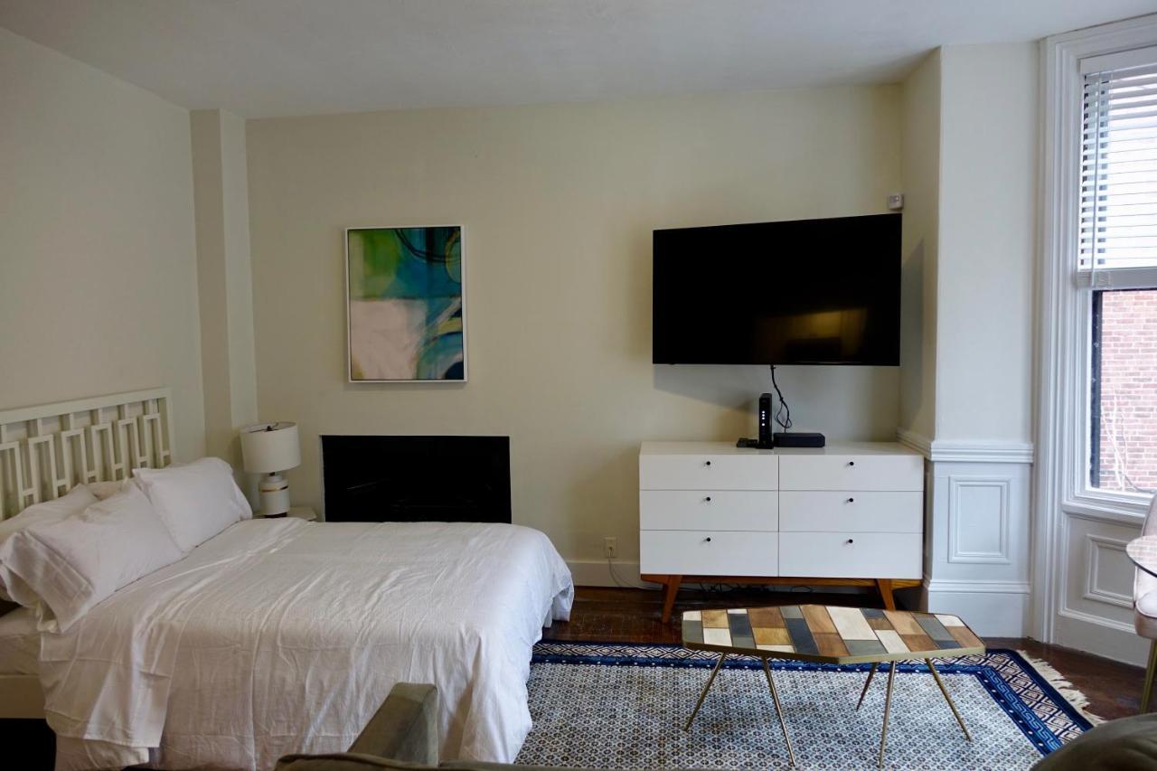 284 Marlborough By Live *