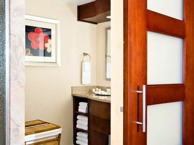 Hotel Courtyard By Marriott Logan Airport Boston