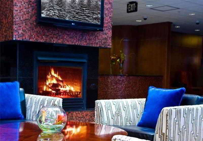 Courtyard By Marriott Logan Airport Hotel Boston