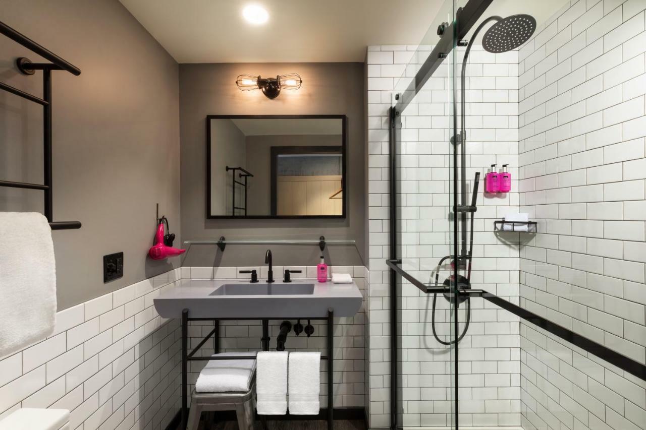 Moxy Downtown 4* Boston