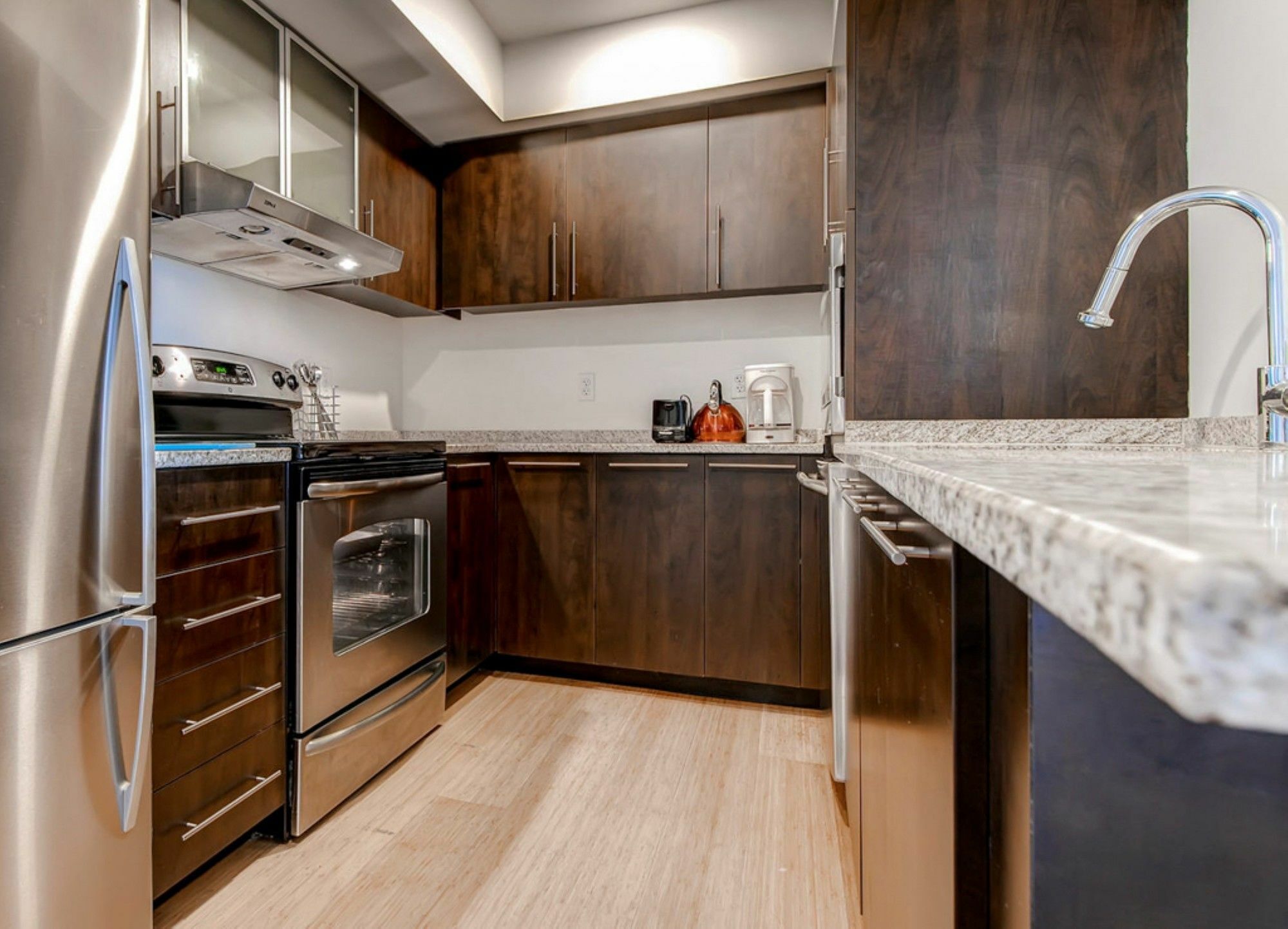 Global Luxury At Kenmore Square Apartment *