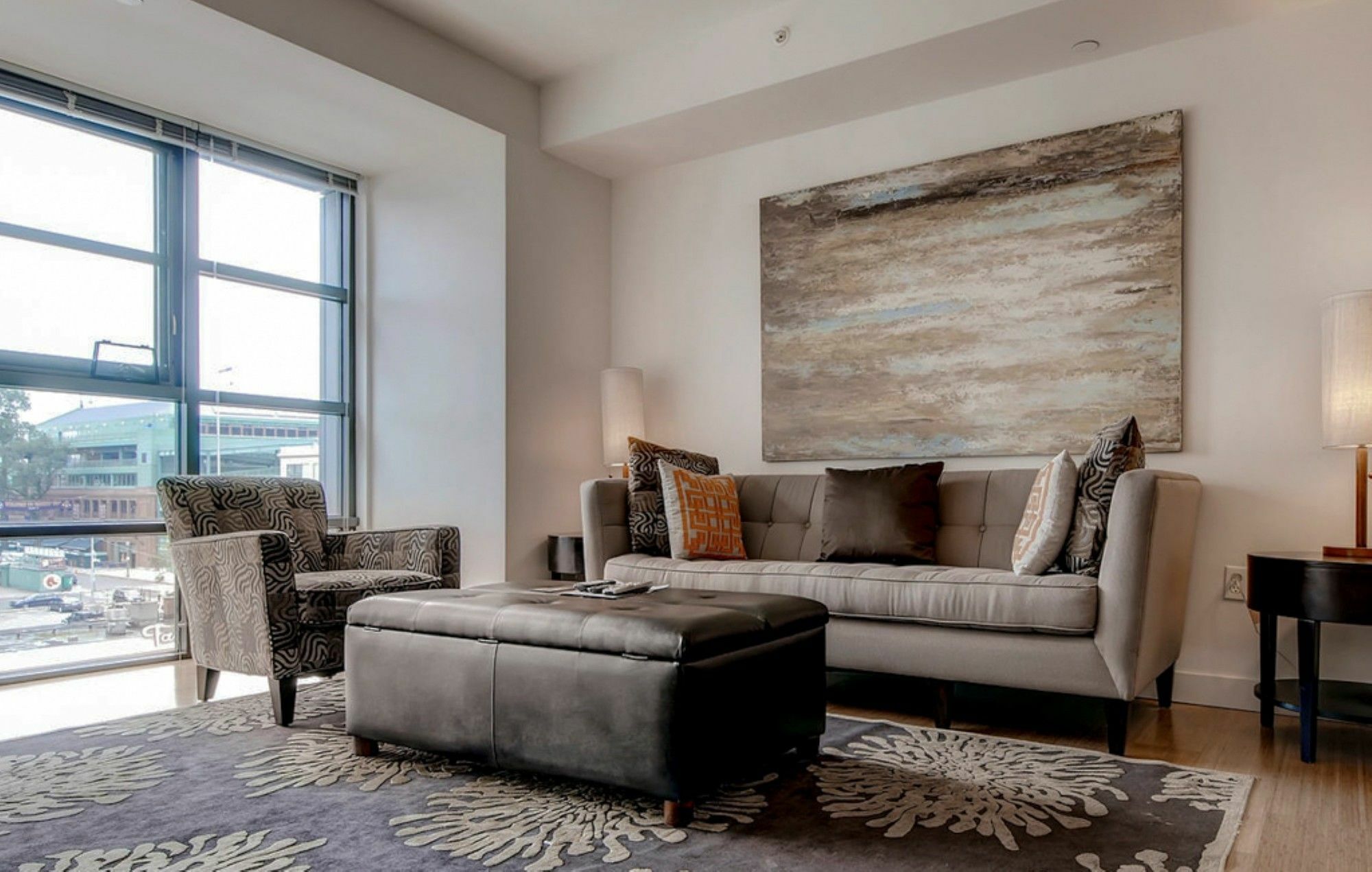 Global Luxury At Kenmore Square