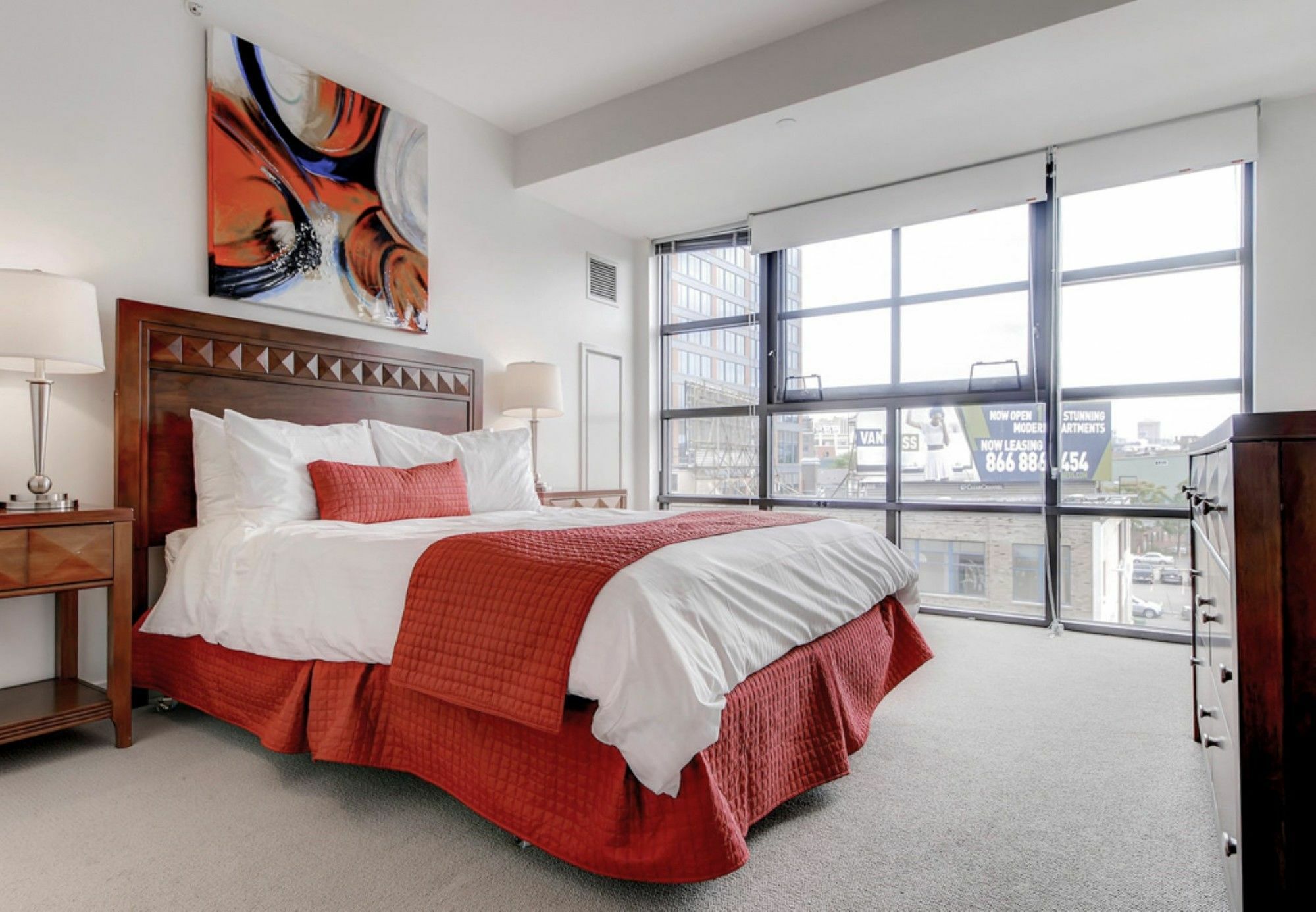 Global Luxury At Kenmore Square Apartment