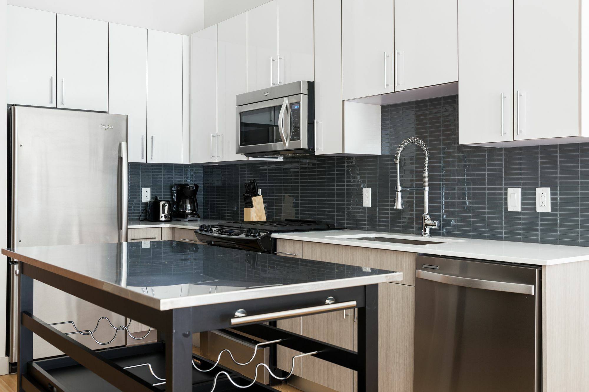 Bohemian 1br In Seaport By Sonder *