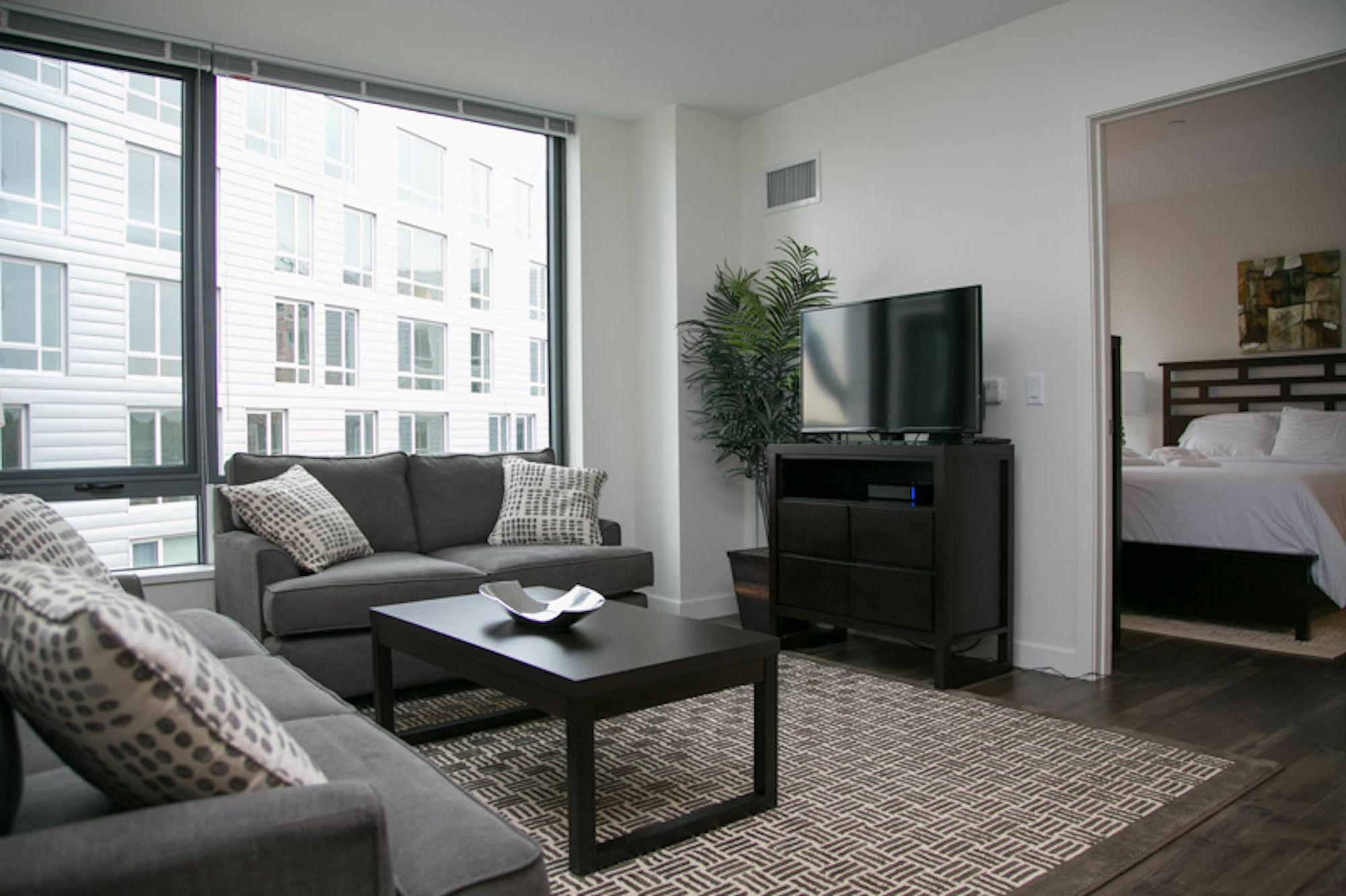 Bold 2br In Allston By Sonder Apartment