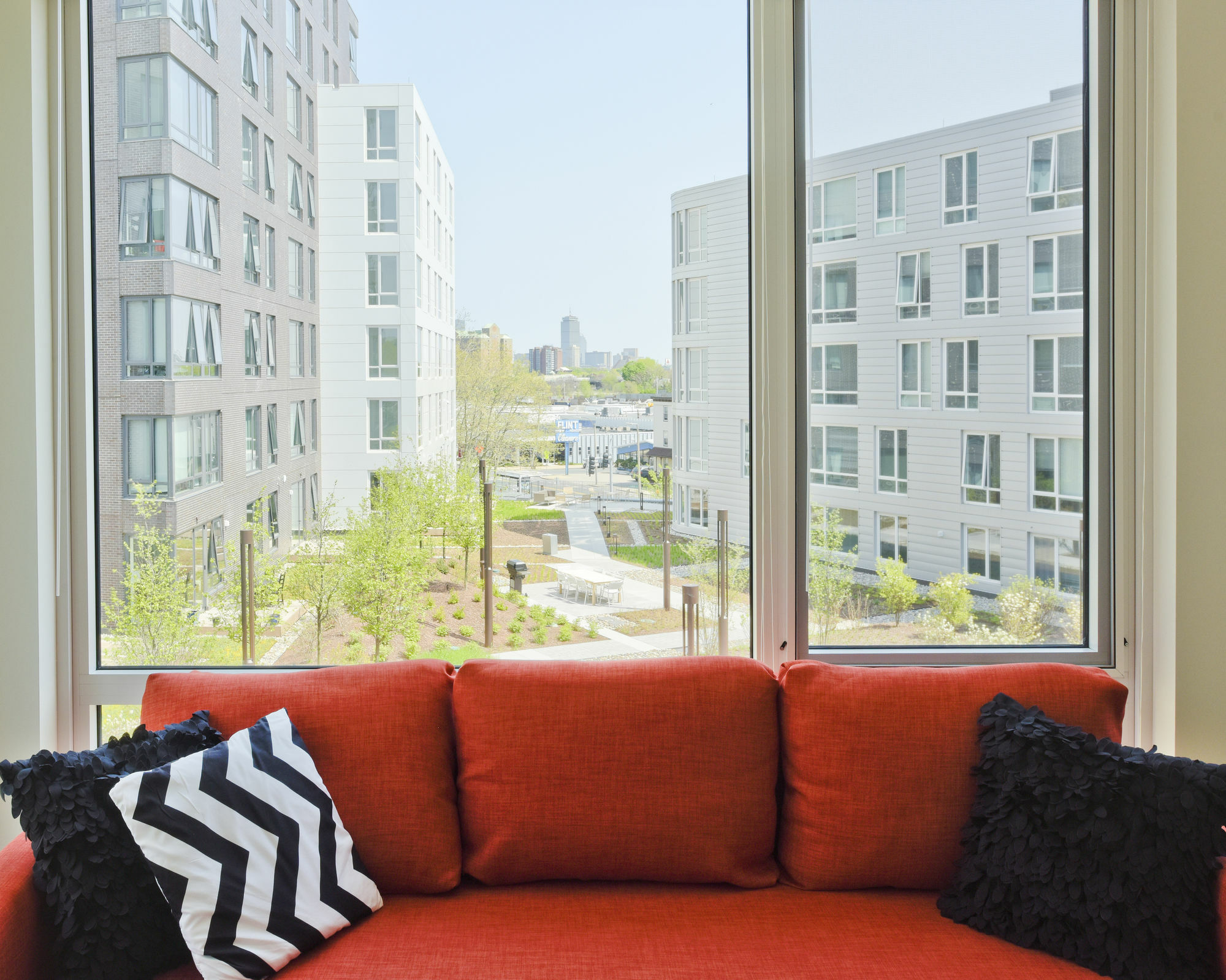 Apartment Posh 2br In Allston By Sonder